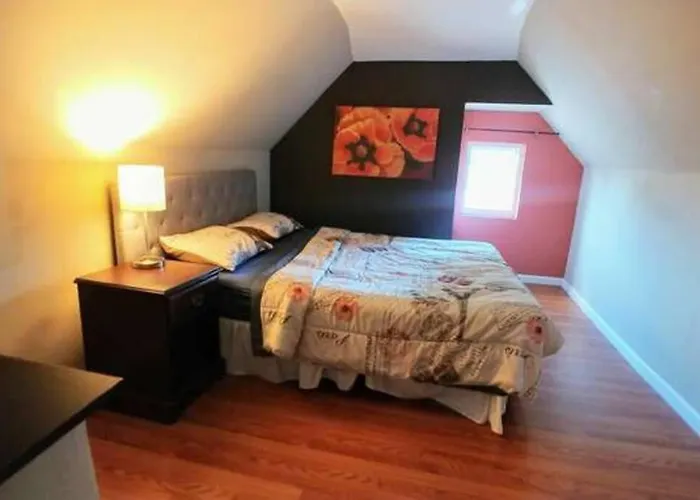 The House Hotels - New Storer #1 - Comfortable 5 Bedroom House