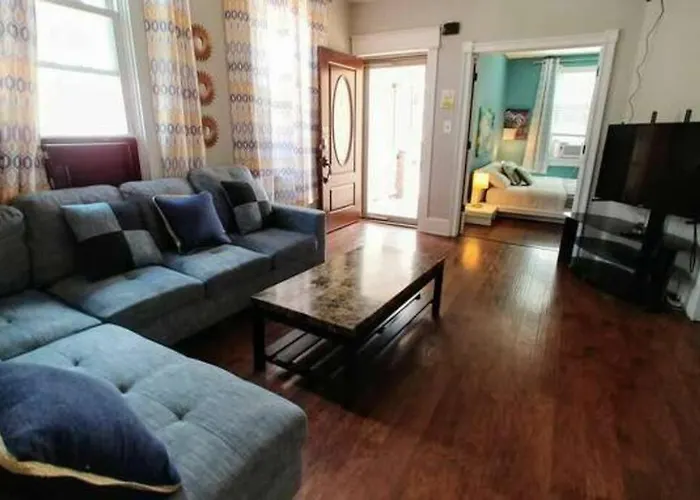The House Hotels - New Storer #1 - Comfortable 5 Bedroom House