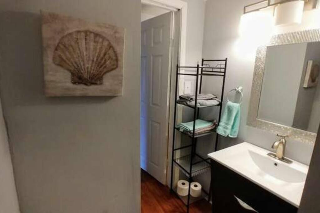 The House - New Storer #1 - Comfortable 5 Bedroom House Appartement