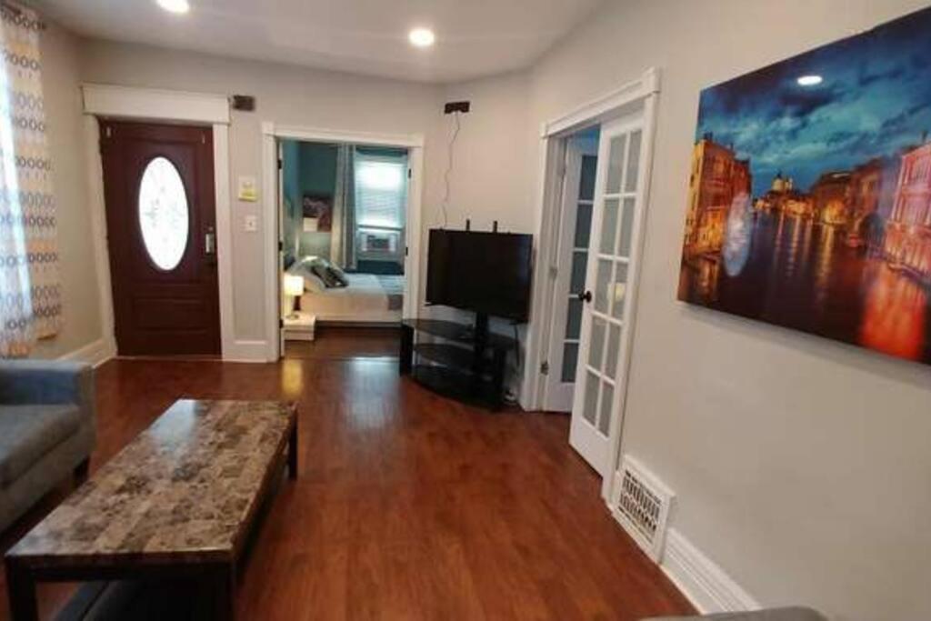 The House - New Storer #1 - Comfortable 5 Bedroom House Appartement
