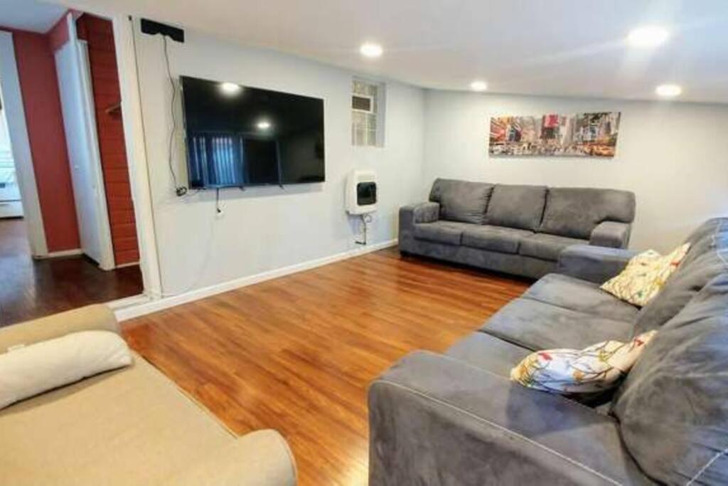 The House - New Storer #1 - Comfortable 5 Bedroom House Appartement Cleveland