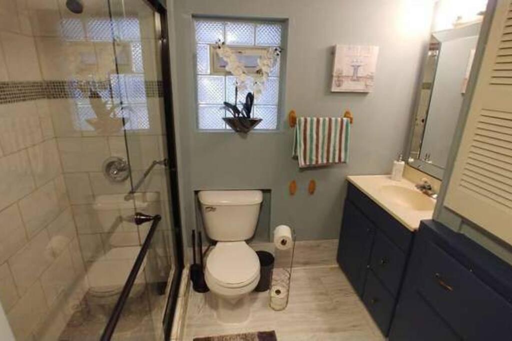 Appartement The House - New Storer #1 - Comfortable 5 Bedroom House Cleveland