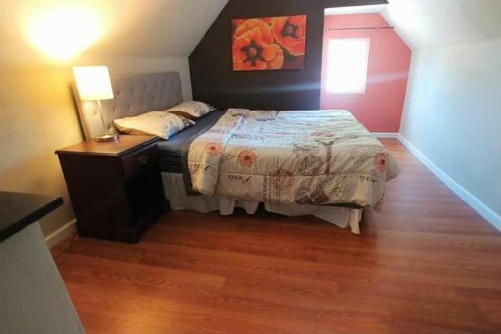 The House - New Storer #1 - Comfortable 5 Bedroom House Appartement