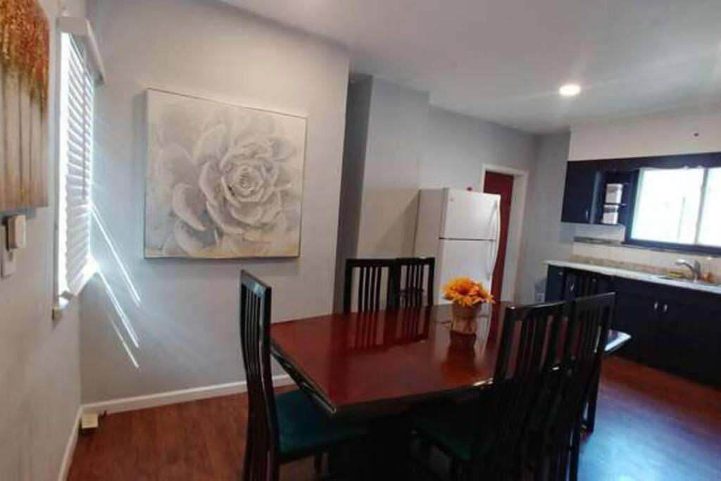 The House - New Storer #1 - Comfortable 5 Bedroom House